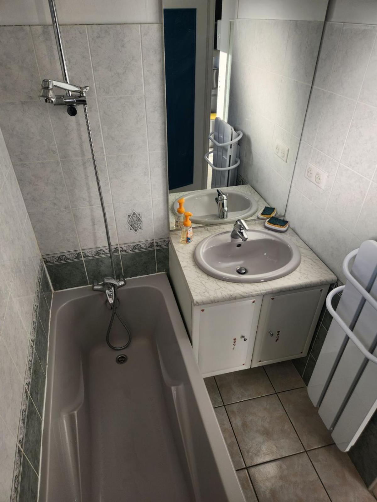 Logement Cosy Au Coeur D'Oradour Exteriör bild